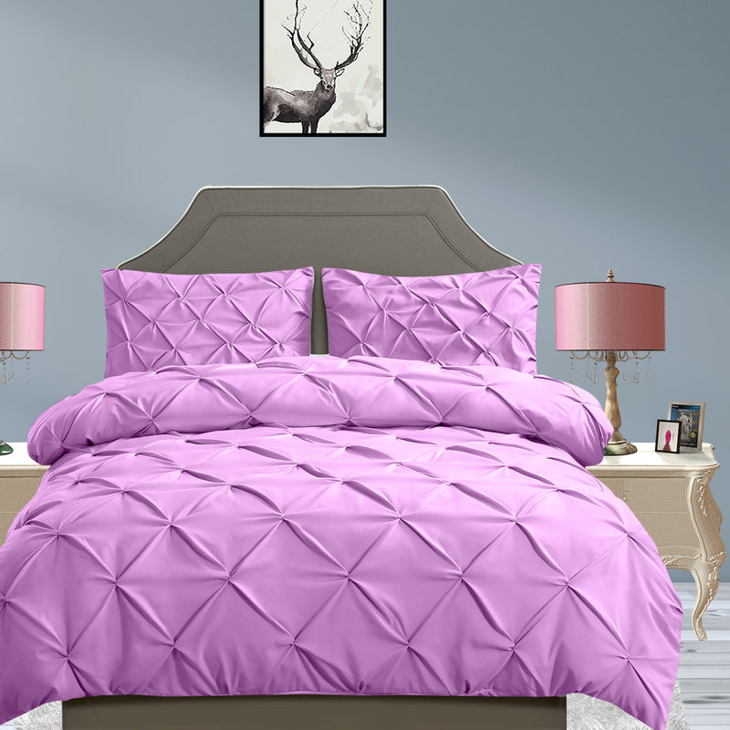 DreamZ Diamond Pintuck Duvet Cover Pillow Case Set in Full Size in Plum