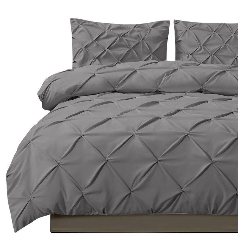 DreamZ Diamond Pintuck Duvet Cover Pillow Case Set in Full Size in Charcoal